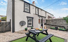 Photo of 2 Bed in Delabole