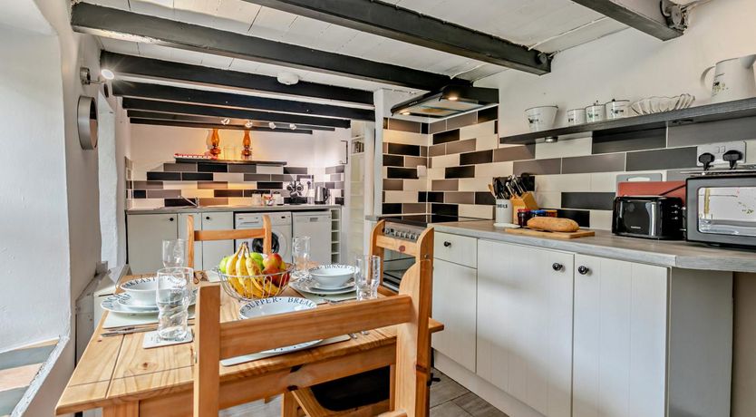 Photo of 2 Bed in Delabole
