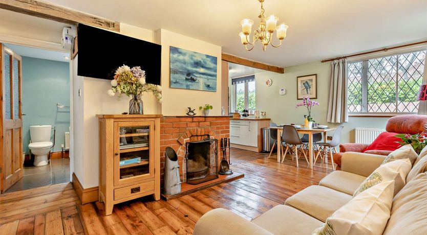 Photo of 2 Bed in Blakeney