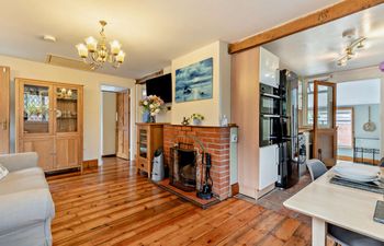 2 Bed in Blakeney Holiday Home