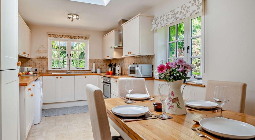 Photo of 2 Bed in Beckford