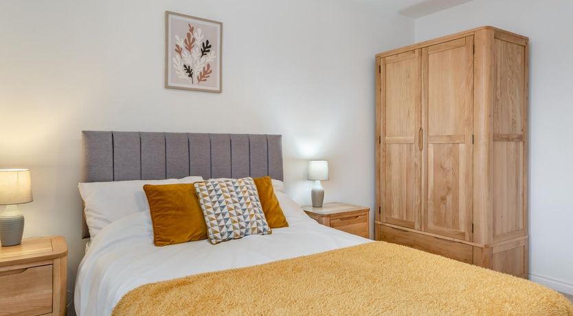 Photo of 2 Bed in East Cowes