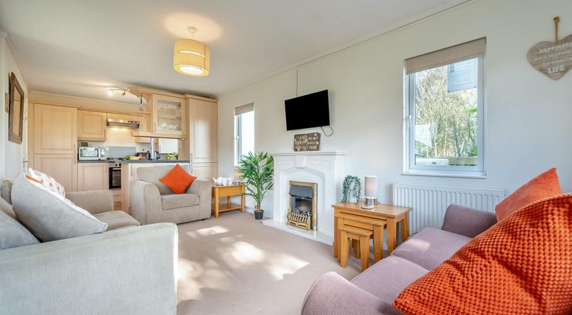 Photo of 3 Bed in St. Merryn