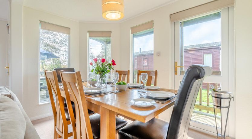 Photo of 3 Bed in St. Merryn