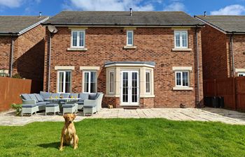 4 Bed in Beadnell Holiday Home