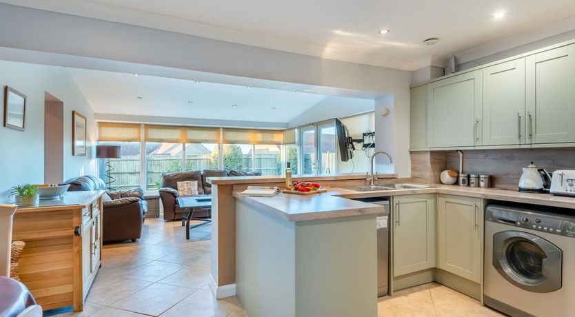 Photo of 4 Bed in Heacham