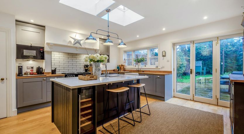 Photo of 4 Bed in Maidstone