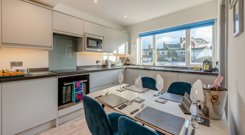 Photo of 1 Bed in Teignmouth