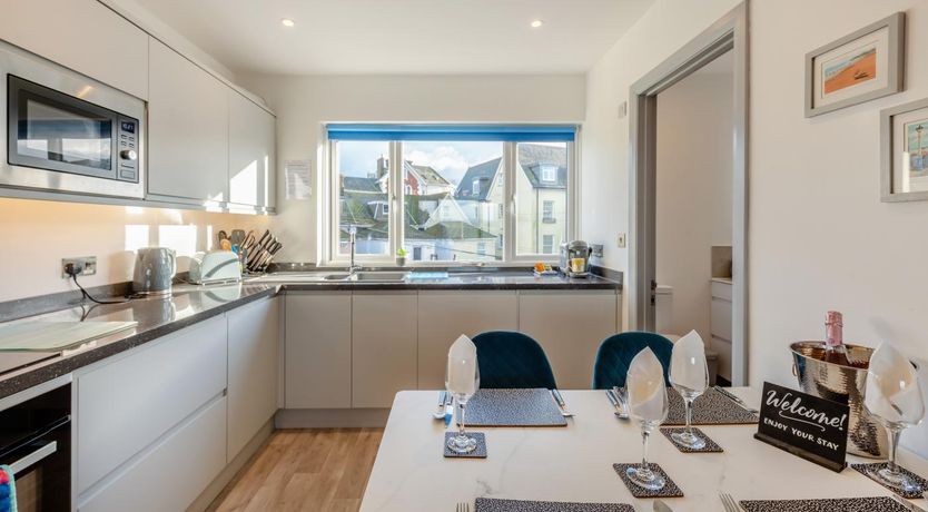 Photo of 1 Bed in Teignmouth