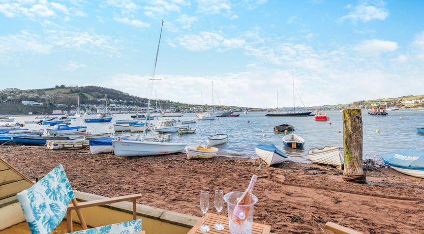 Photo of 1 Bed in Teignmouth