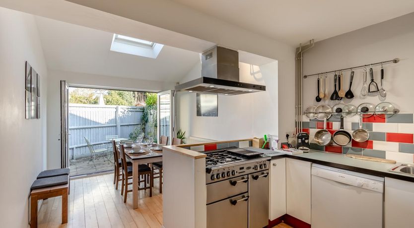 Photo of 3 Bed in Oxford