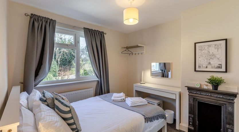 Photo of 3 Bed in Oxford