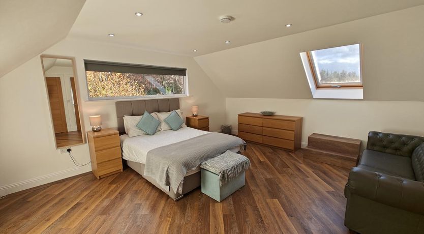 Photo of 7 Bed in Colintraive