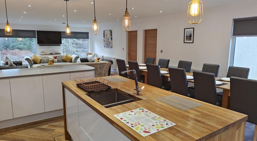 Photo of 7 Bed in Colintraive