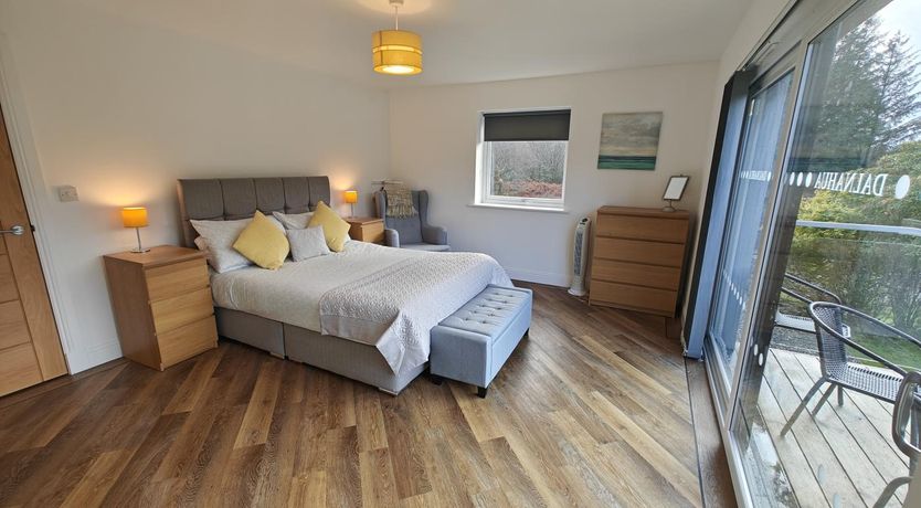 Photo of 7 Bed in Colintraive