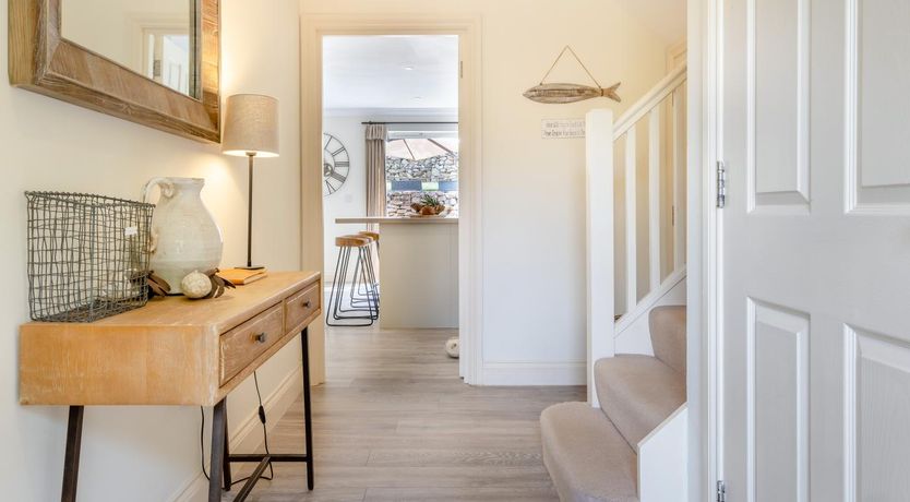 Photo of 4 Bed in Seaview