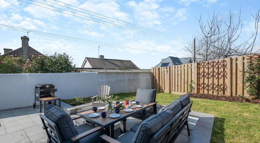 Photo of 4 Bed in Porthleven