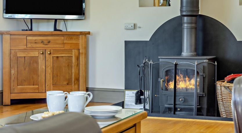 Photo of 4 Bed in Ellastone