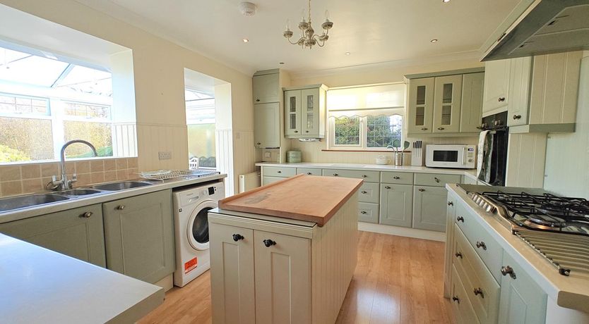 Photo of 2 Bed in Brighstone