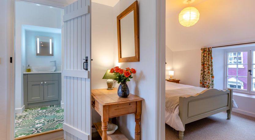 Photo of 1 Bed in Wells