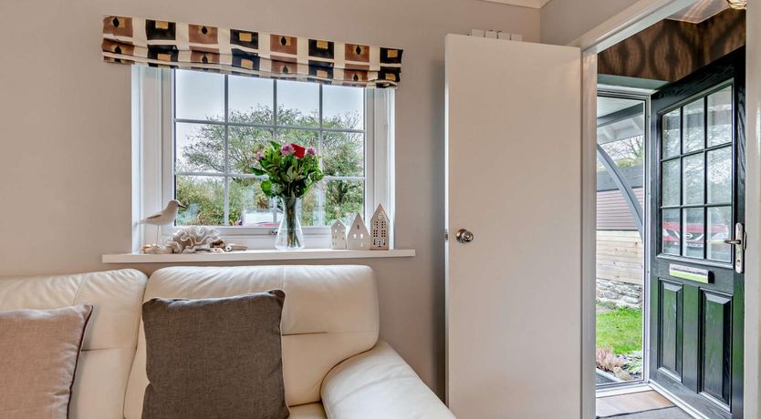 Photo of 2 Bed in Aberporth