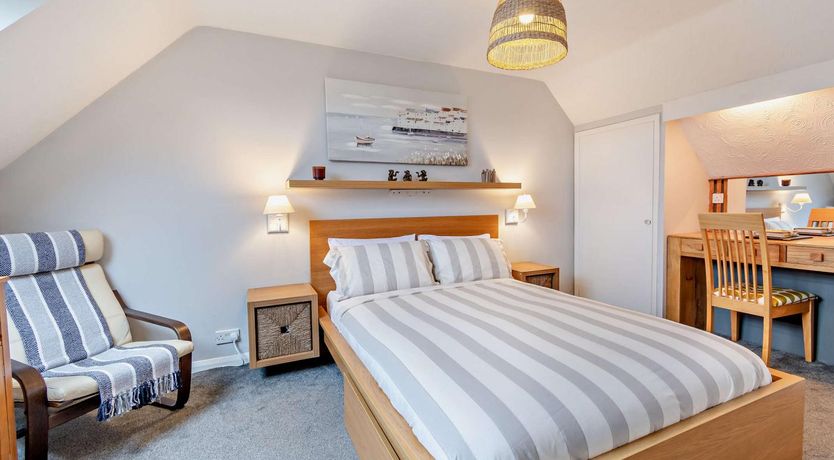 Photo of 2 Bed in Aberporth