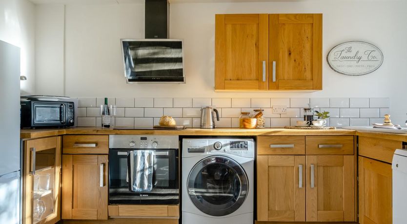 Photo of 3 Bed in Chale