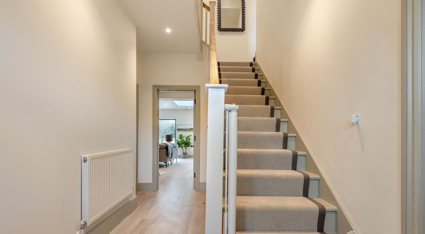 Photo of 5 Bed in Corfe Castle