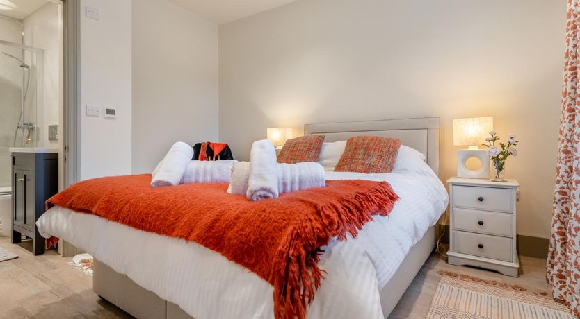 Photo of 5 Bed in Corfe Castle