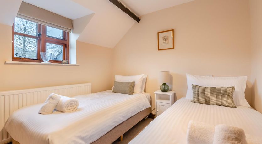 Photo of 3 Bed in Leominster