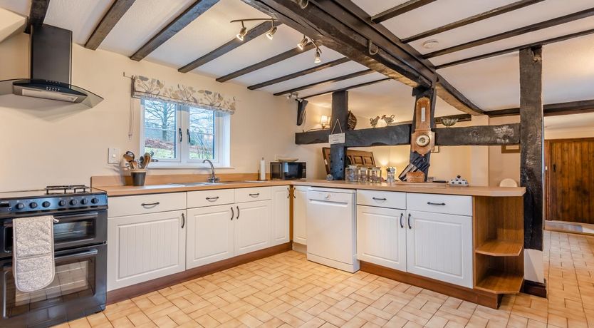Photo of 3 Bed in Leominster