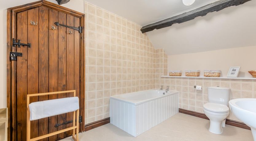Photo of 3 Bed in Leominster