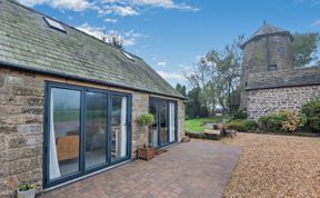 Photo of 3 Bed in Ashover