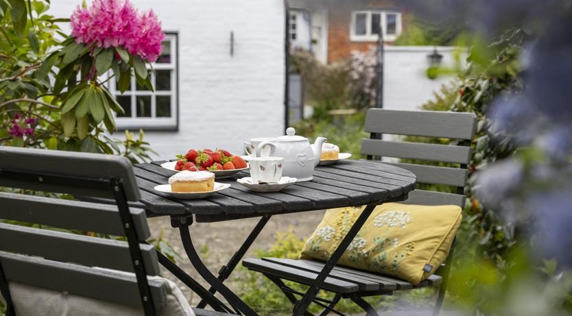 Photo of 1 Bed in Bridport