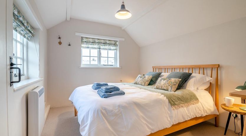 Photo of 1 Bed in Bridport