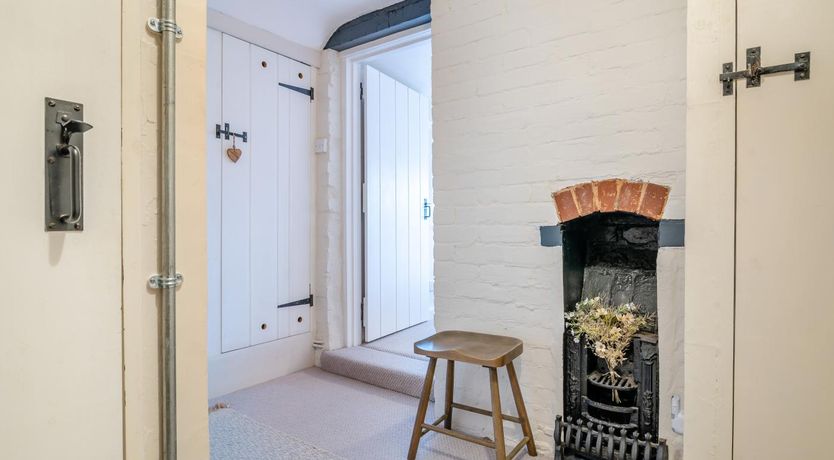 Photo of 1 Bed in Bridport