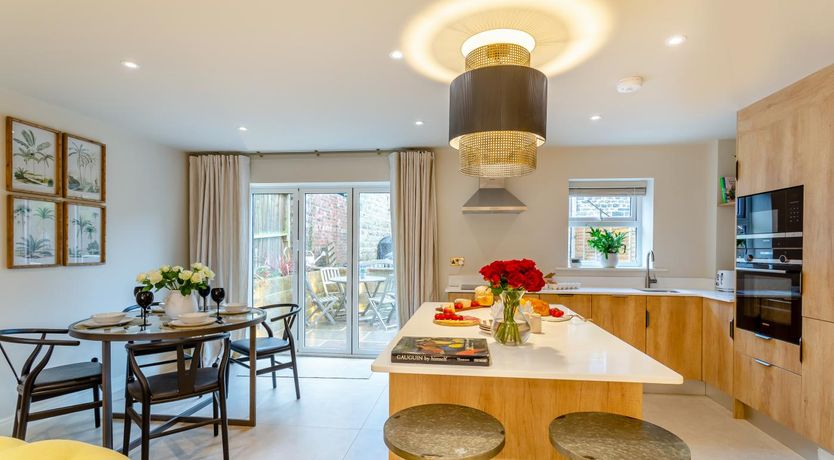 Photo of 2 Bed in Harrogate