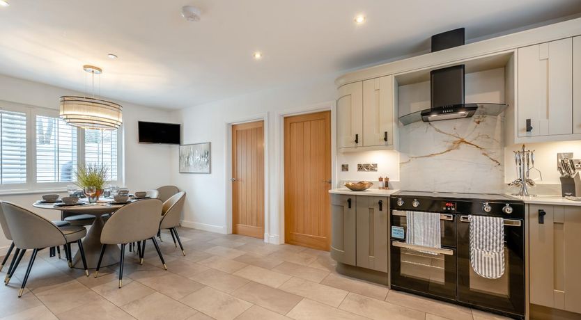 Photo of 4 Bed in Cardigan