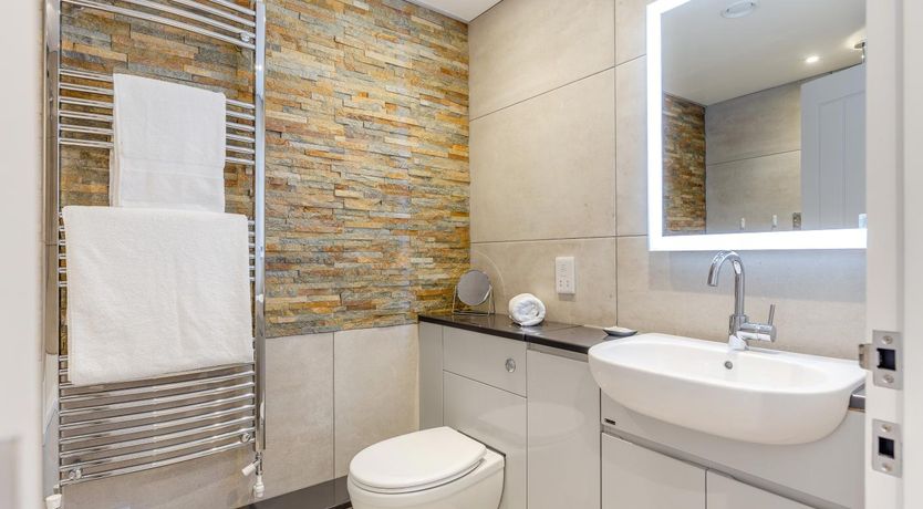 Photo of 3 Bed in St. Just