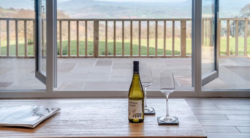 Photo of 1 Bed in Llanover