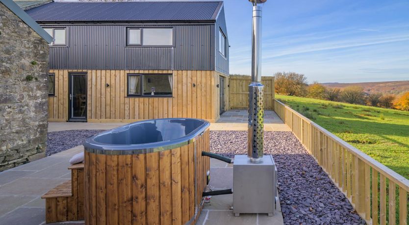 Photo of 1 Bed in Llanover