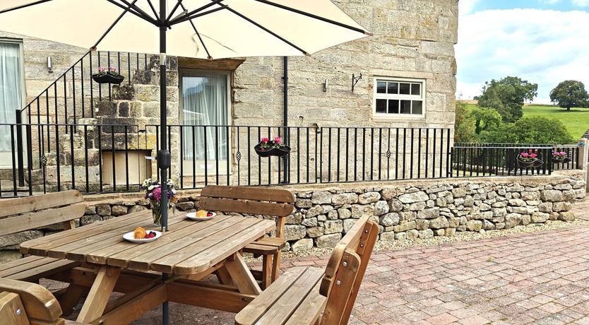 Photo of 2 Bed in Ellastone