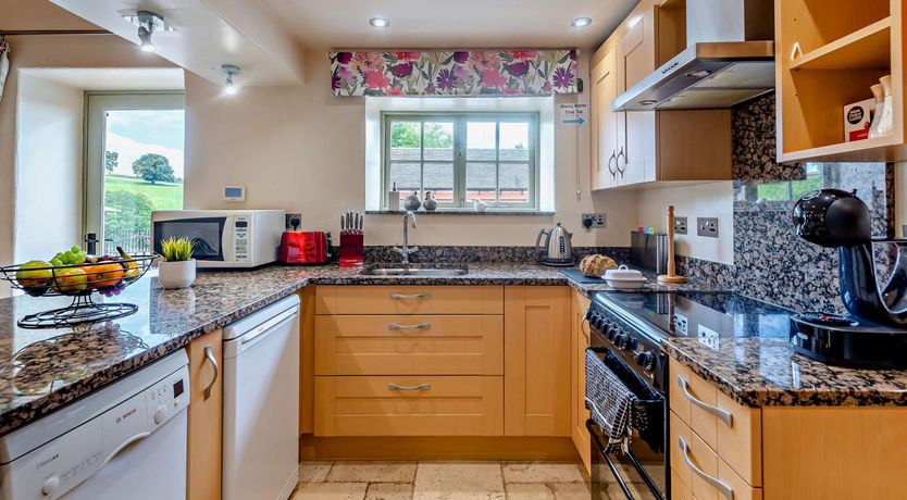 Photo of 2 Bed in Ellastone