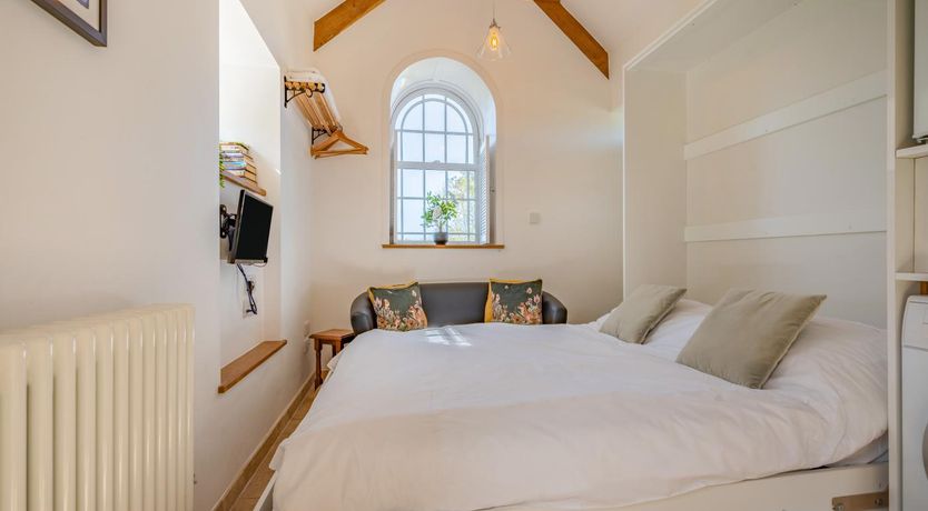 Photo of 1 Bed in Pendeen