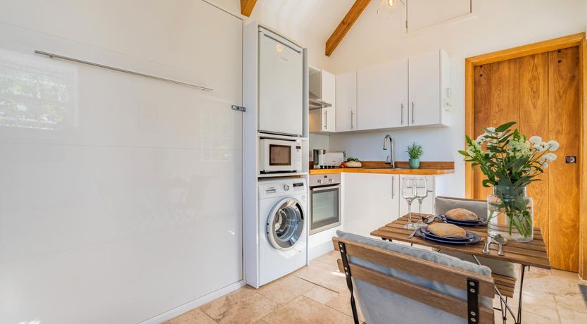 Photo of 1 Bed in Pendeen