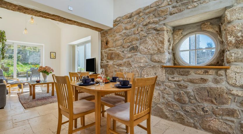 Photo of 2 Bed in Pendeen