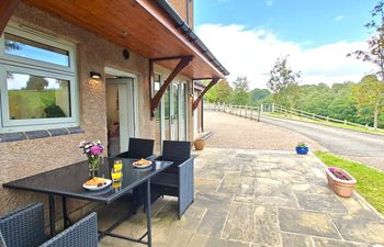1 Bed in Ellastone Holiday Home