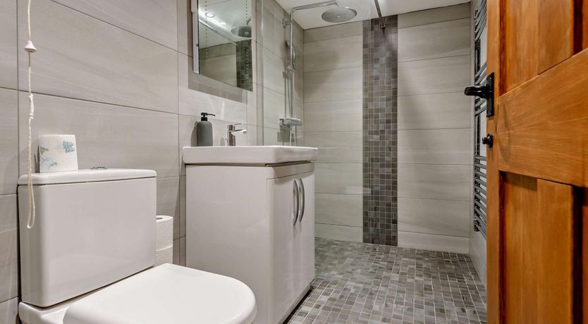 Photo of 1 Bed in Ellastone