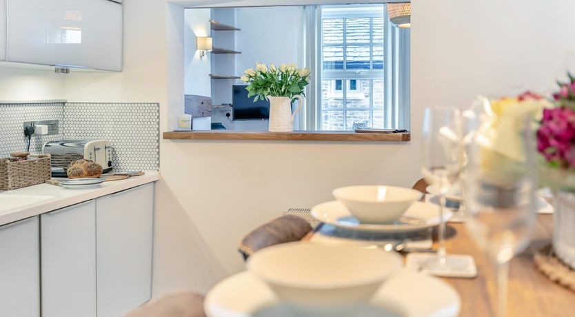 Photo of 2 Bed in Hayfield