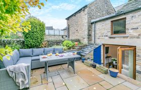Photo of 2-bed-in-hayfield